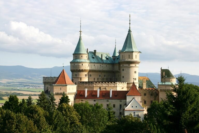 Interesting facts about Slovakia in Hindi | स्लोवाकिया खुबसूरत महिलाओ का देश