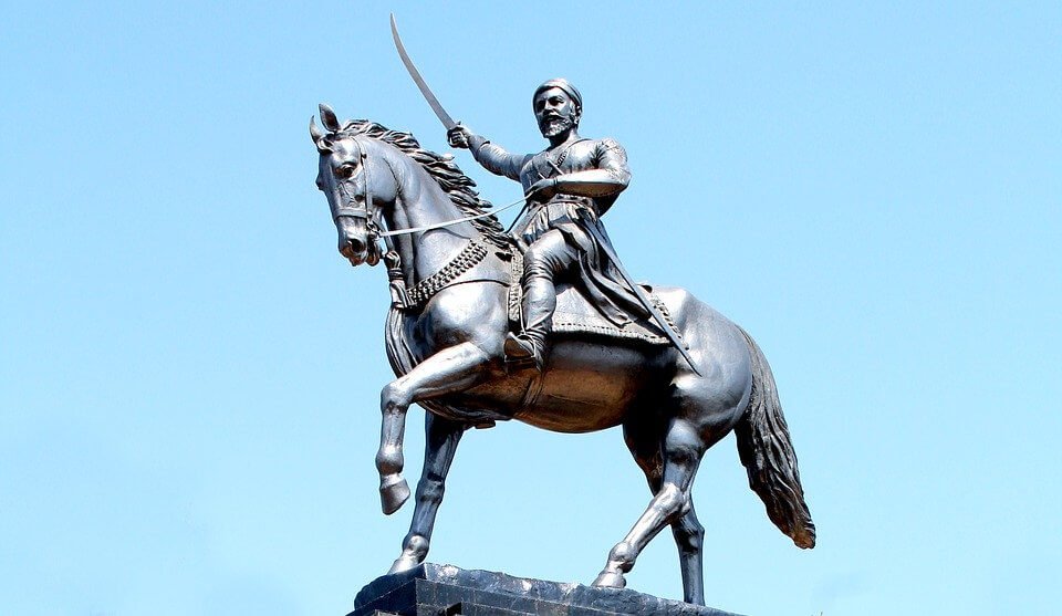 Motivational Story about Chhatrapati Shivaji in Hindi छत्रपति शिवाजी का जीवन परिचय और रोमांचक तथ्य - Motivational Story about Chhatrapati Shivaji in Hindi
