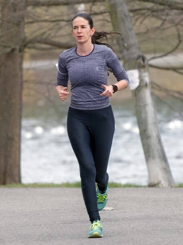 विटामिन b12 कहाँ से मिलता है - Source of Vitamin B12 in Hindi, Vitamin B12 की कमी से क्या होता है?